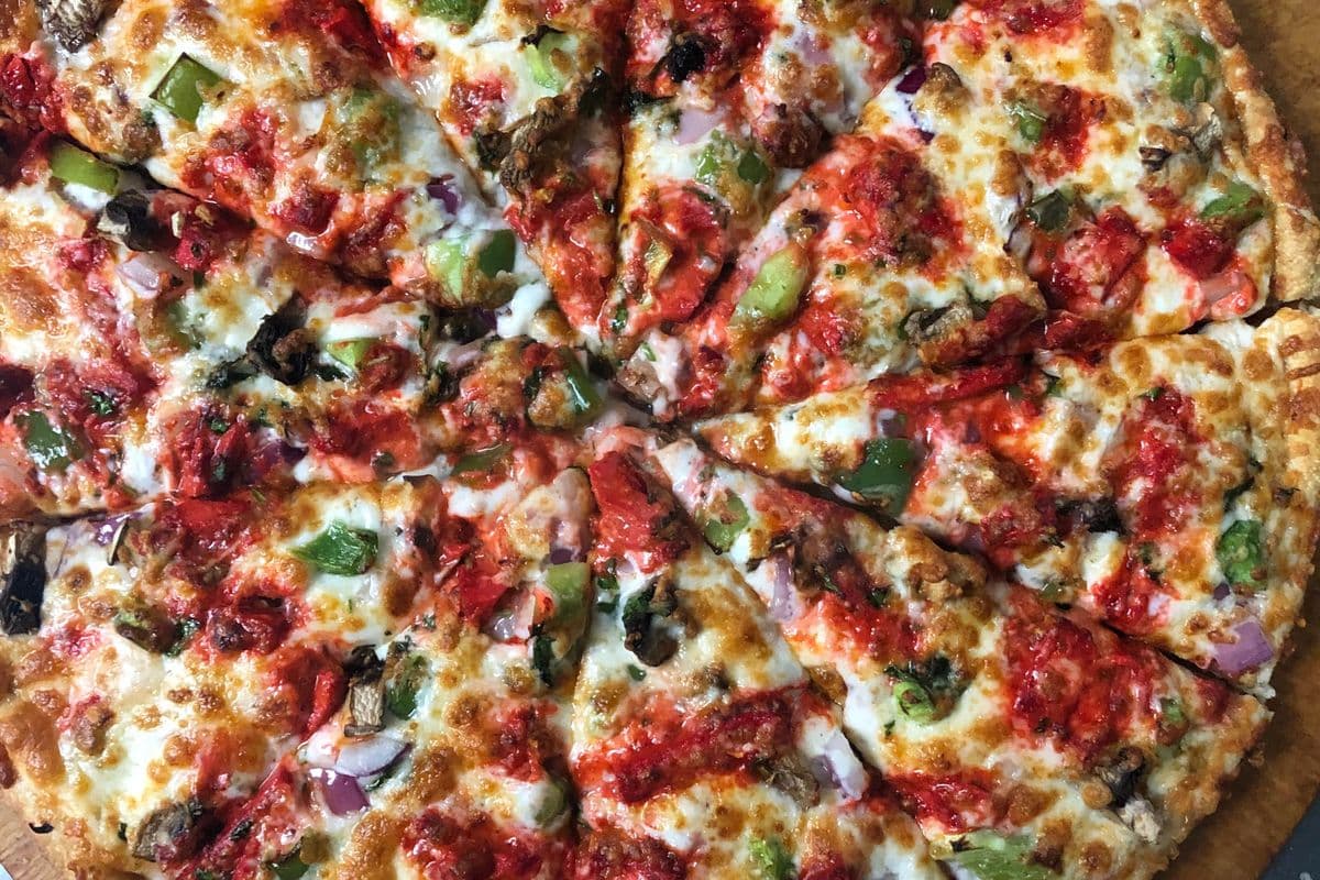Large Tandoori Chicken Special Pizza