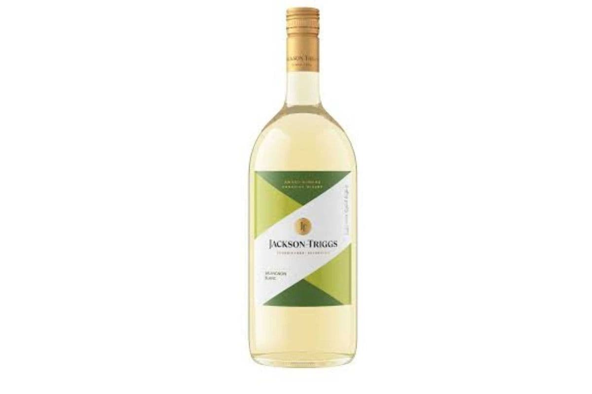 Jackson Triggs Suavignon Blanc (1 x 1.5L)