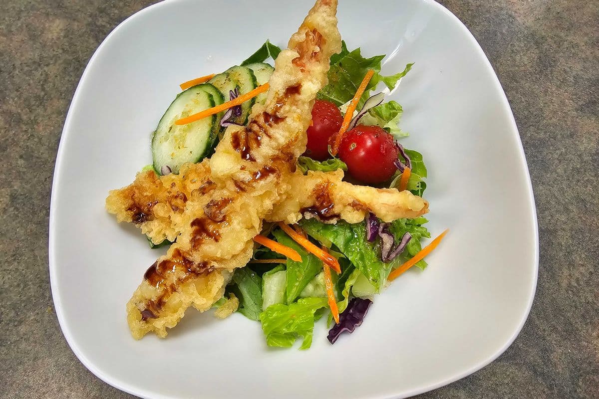 S7. Tomo Salad