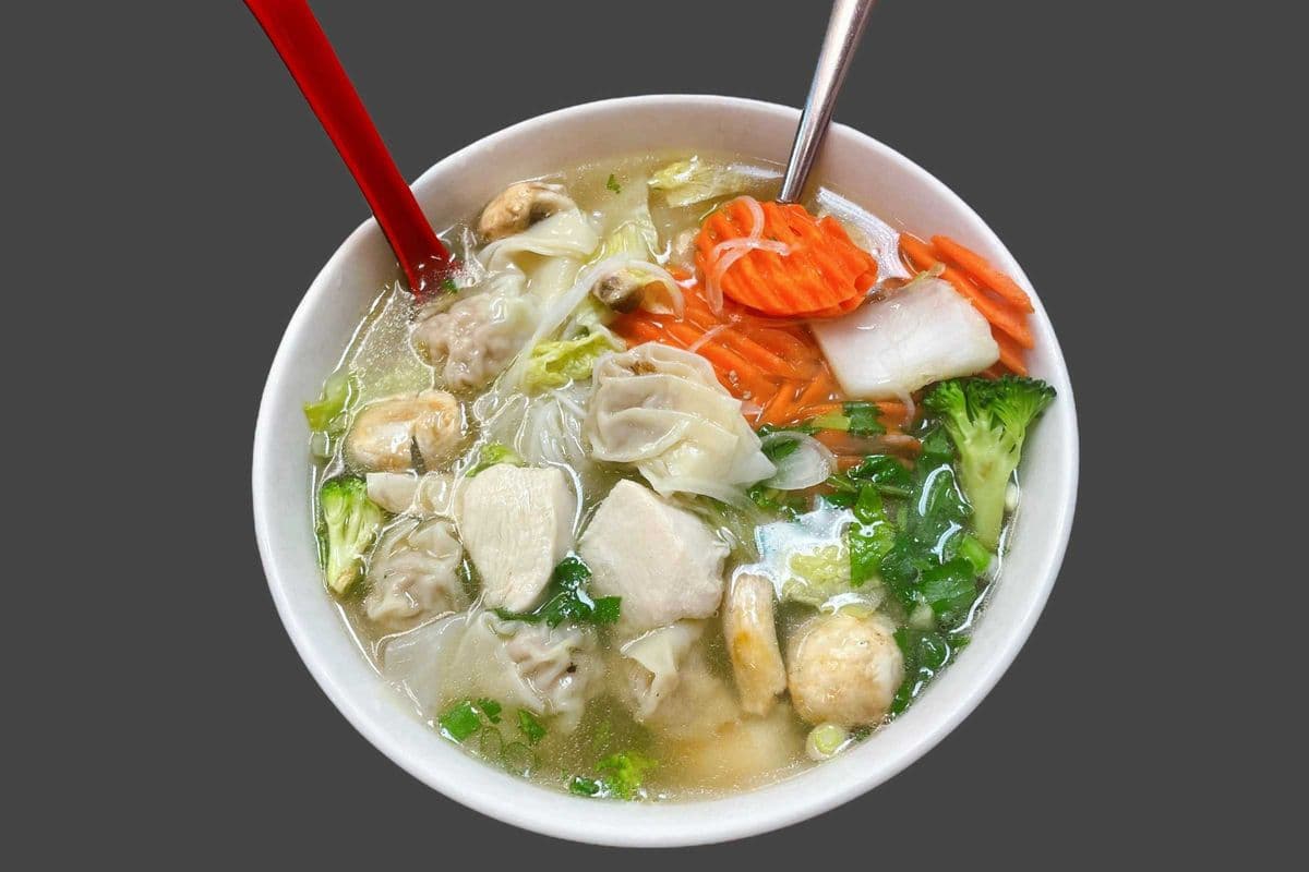 Wor Wonton Soup - Noodle is not included