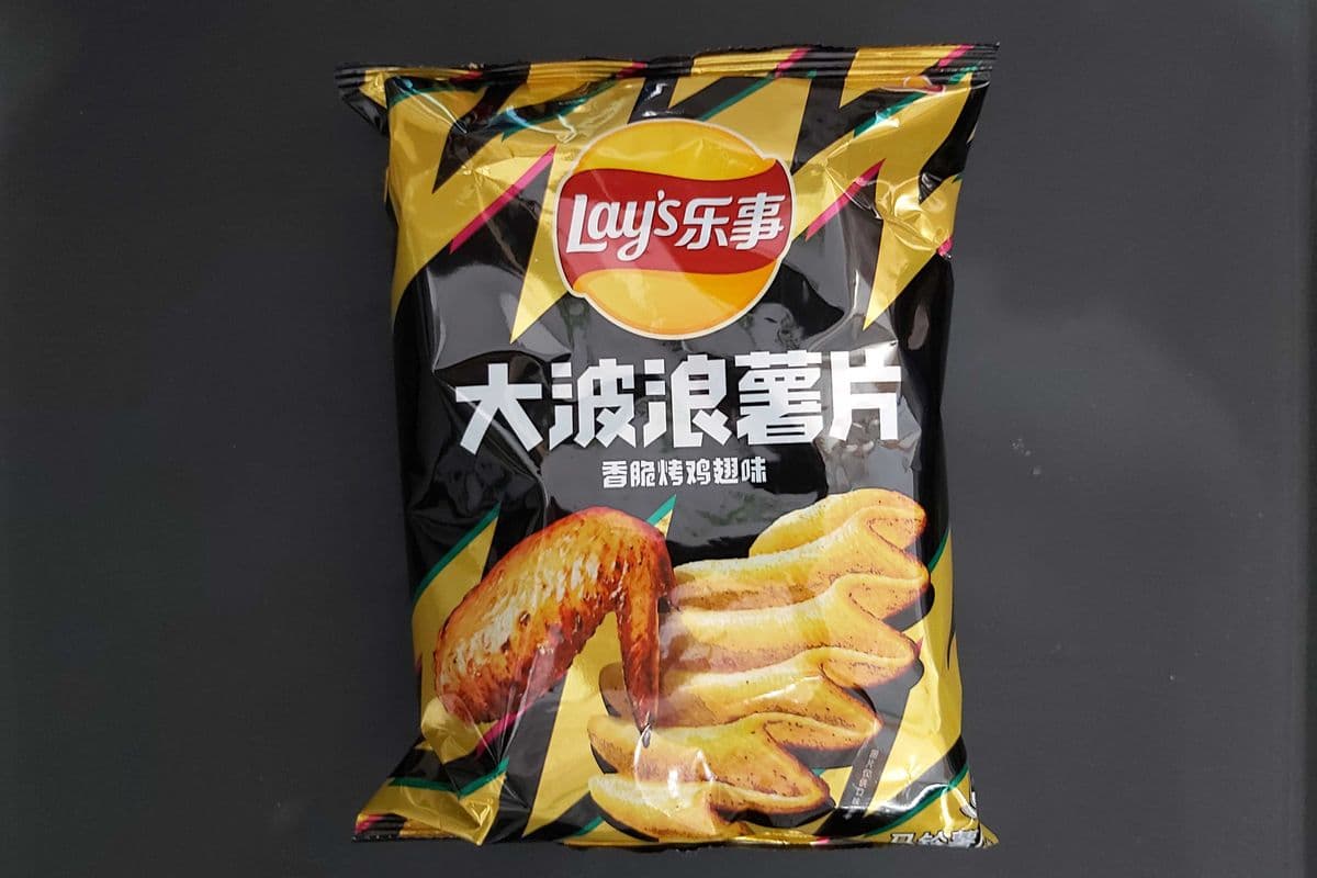 Lay's Double Crunchy Ailes de poulet BBQ croustillantes / Crispy BBQ Chicken wings (大波浪薯片 香脆烤鸡翅味) 70g