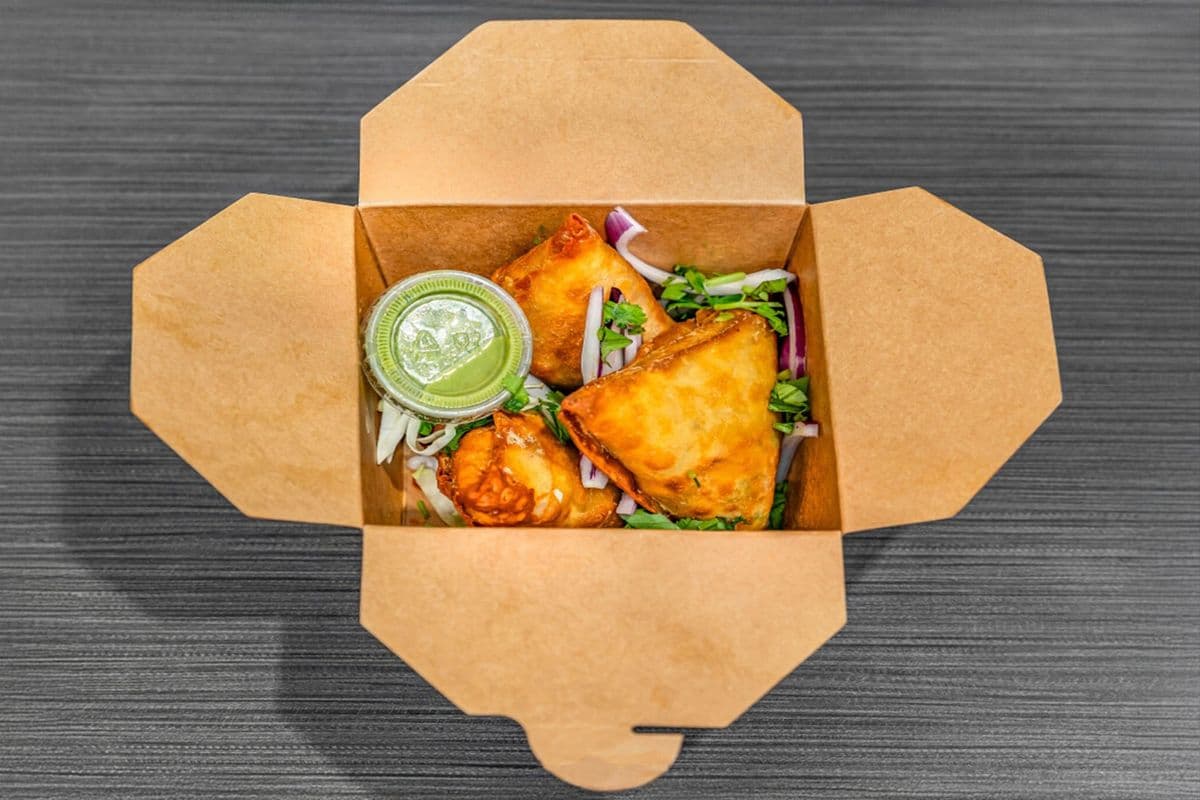 Chicken Samosa (3 pcs)