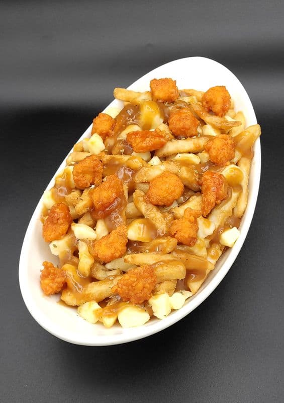 Buffalo Chicken Poutine 
