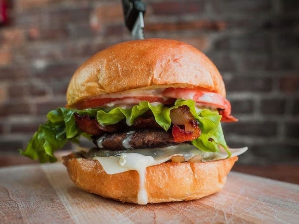 BACON ÉPICÉ BURGER (DOUBLE)