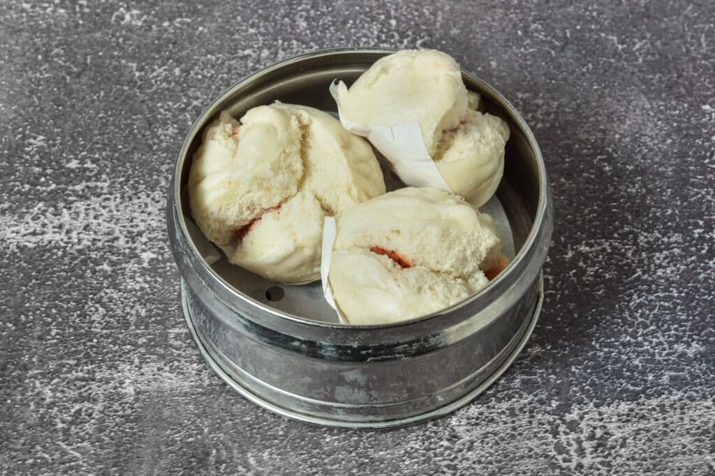 K3. Steamed BBQ Pork Bun (3 pcs)
