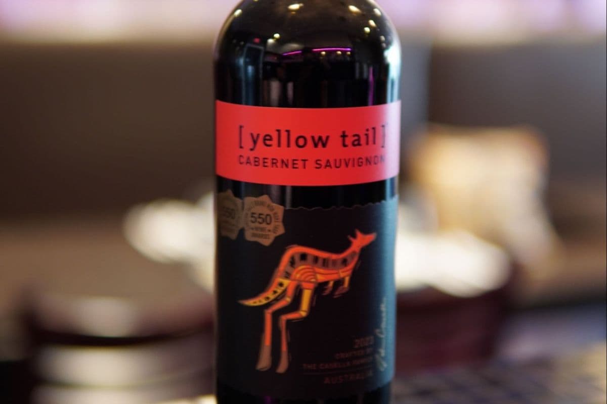Cabernet Sauvignon - Yellow Tail (1 x 750 ml Bottle)
