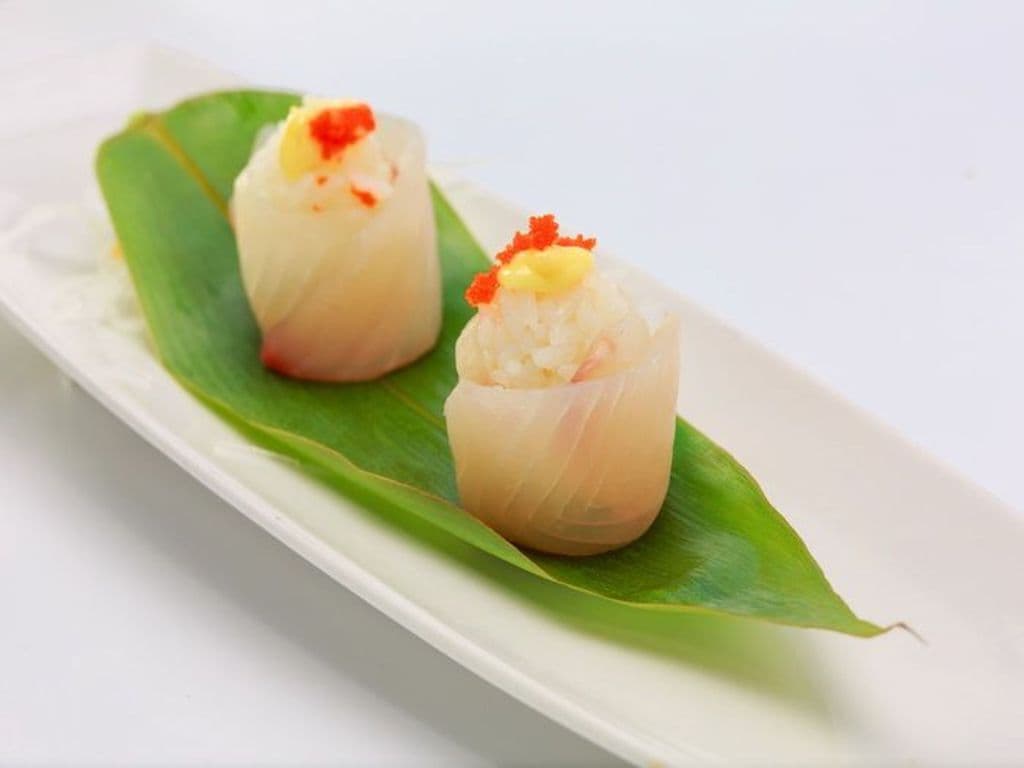 156.Tilapia Rose Sushi(2pcs)