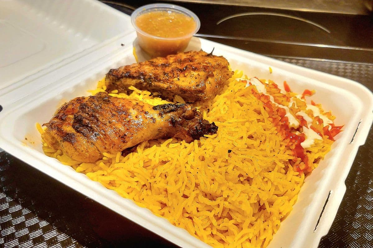 Classic Arabian Kabsa Dish (Rice & Chicken)