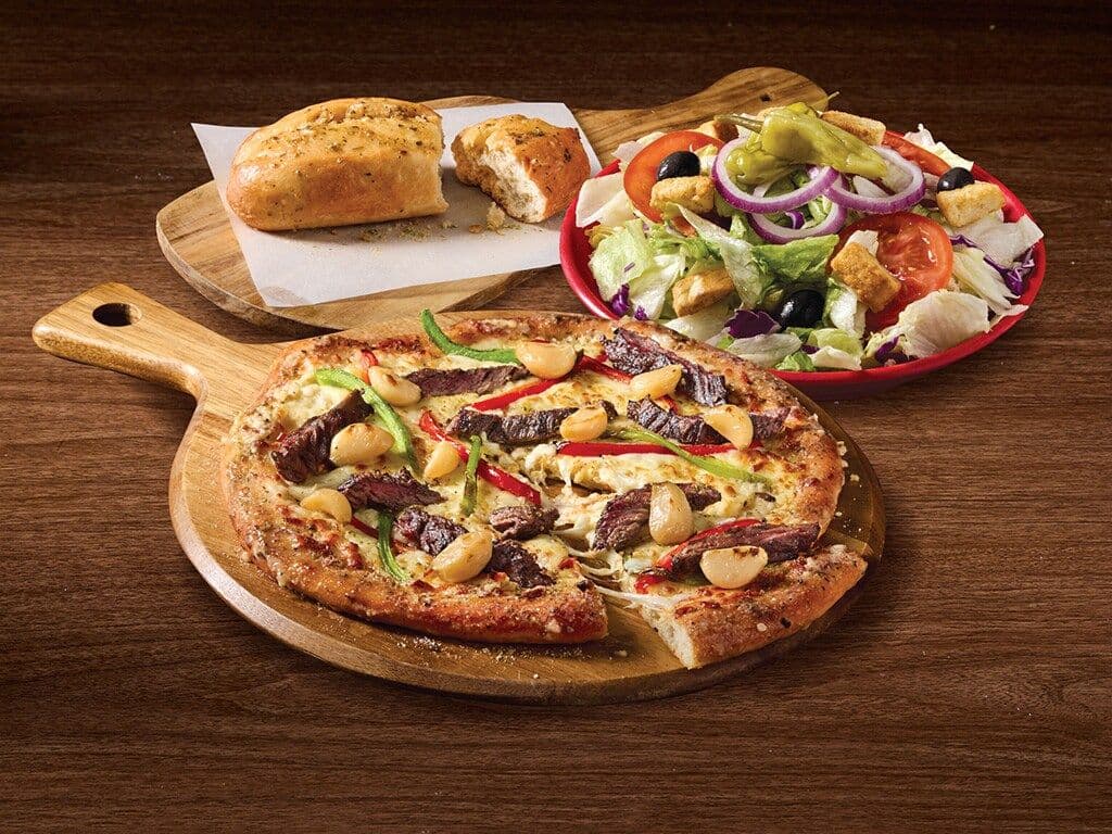Garlic Steak & Cheese Pizza