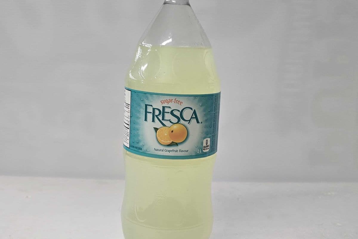 Fresca Natural Grapefruit Flavour (2L)