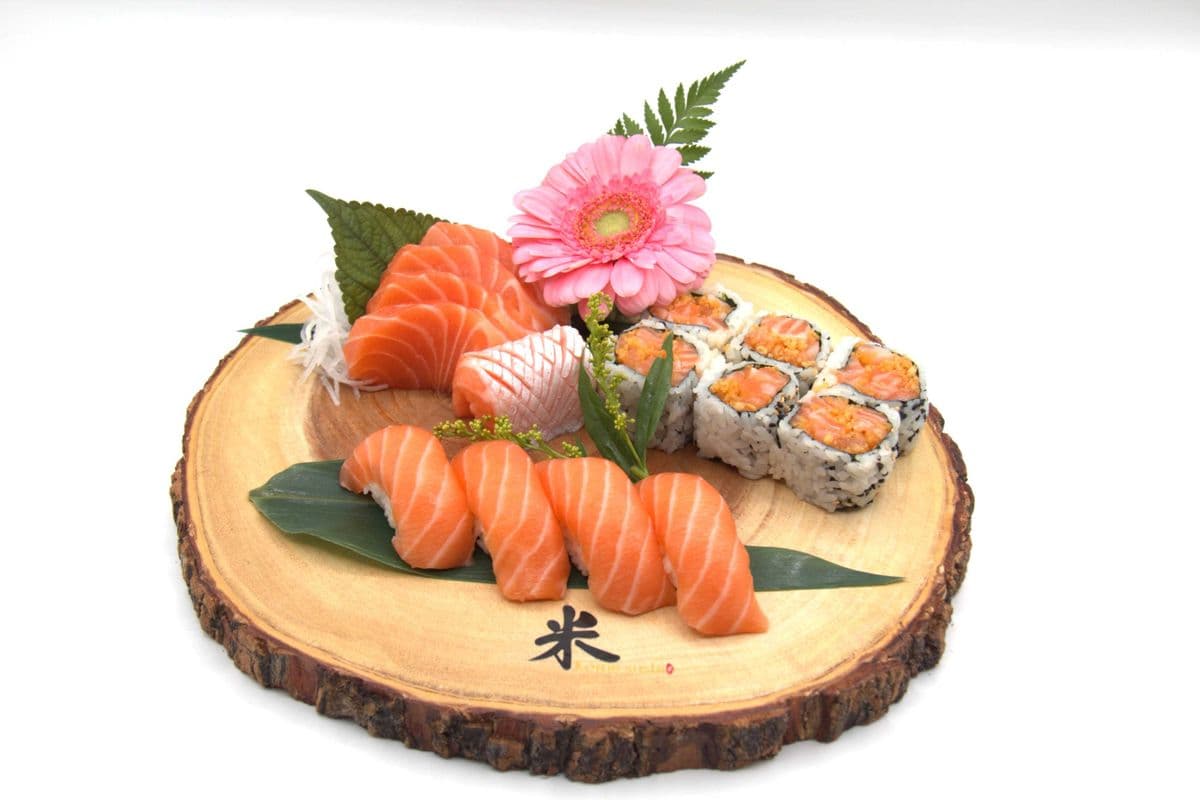 C1. Salmon Family Combo (15pcs)