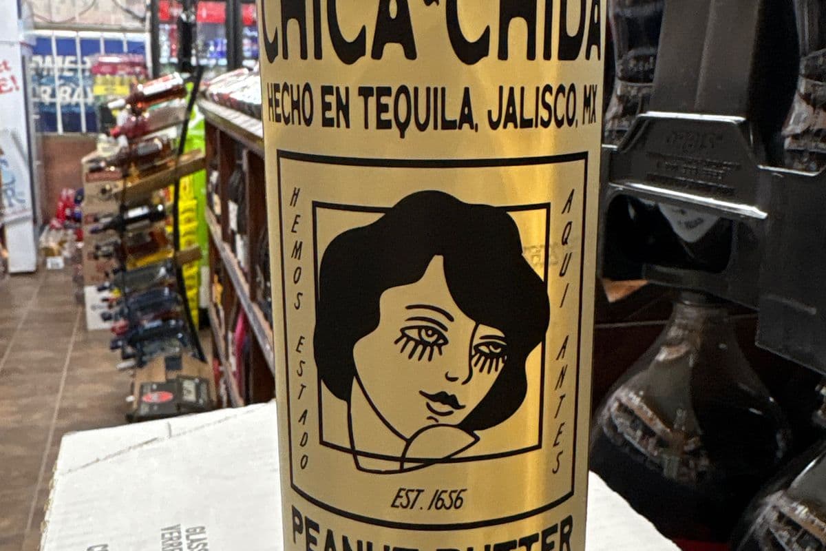 Chica-chida peanut butter tequila (1 x 750 ml)