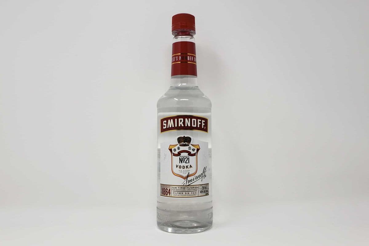 SMIRNOFF VODKA (1 x 750ml)