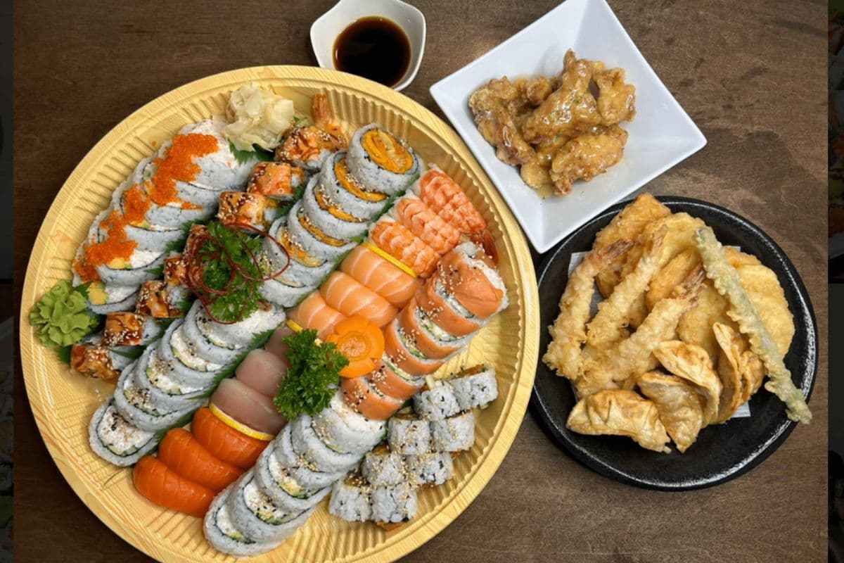 Party Tray C (58pcs + chicken karaage, Assorted tempura and Gyoza)