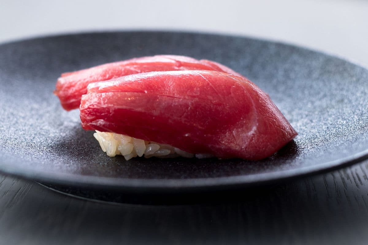 Tuna Nigiri (2pcs)