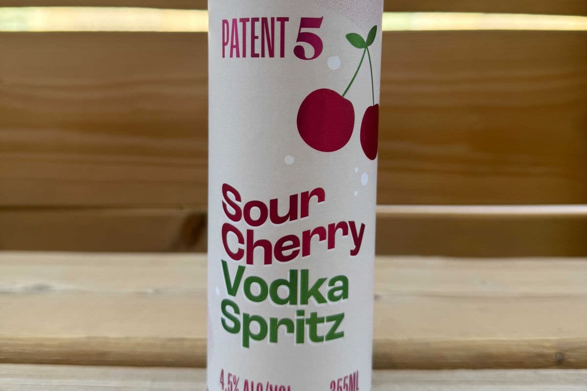 Cherry Vodka Spritz (1 x 355ml)