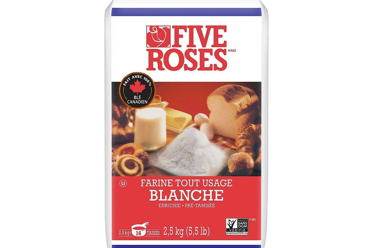 Five Roses - Farine Blanche / White Flour (2.5 Kg)