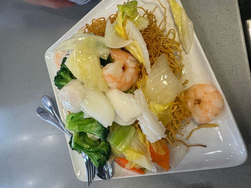 D3Crispy Noodle wh Seafood D3海鮮炒麵