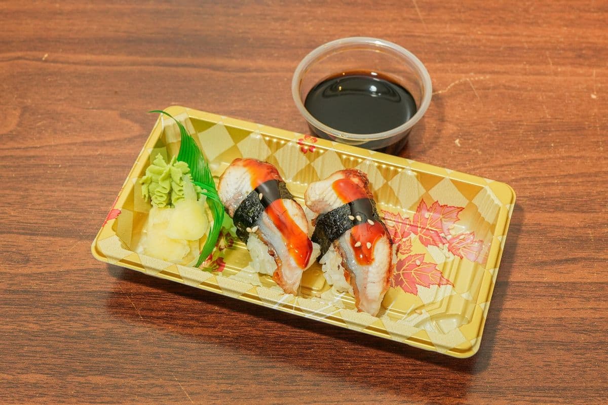 T4. BBQ Eel Sushi (2 pc)