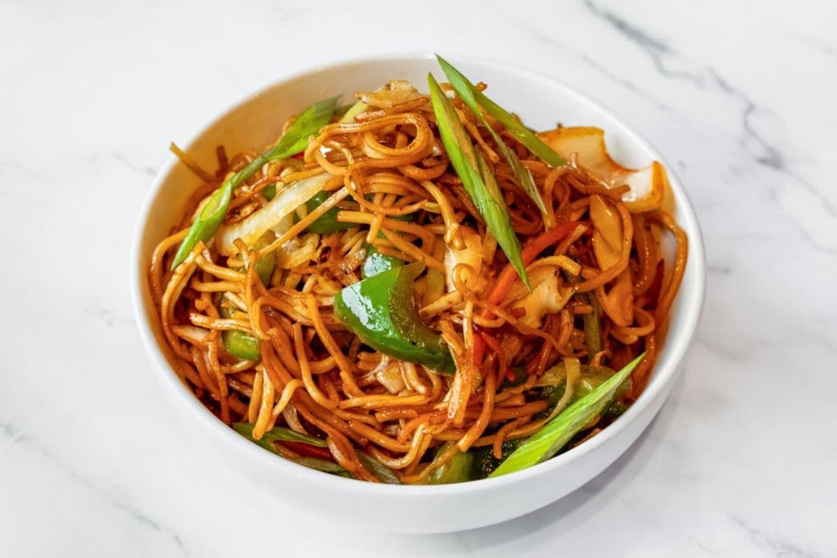 88. Hakka Vegetable Noodles (Vegan)