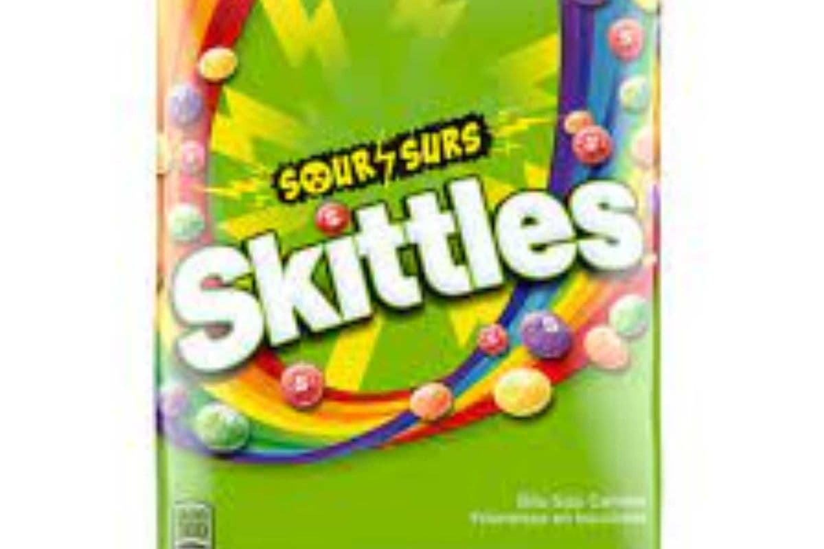 Skittles Sour Chewy Candy Bag (151 g)