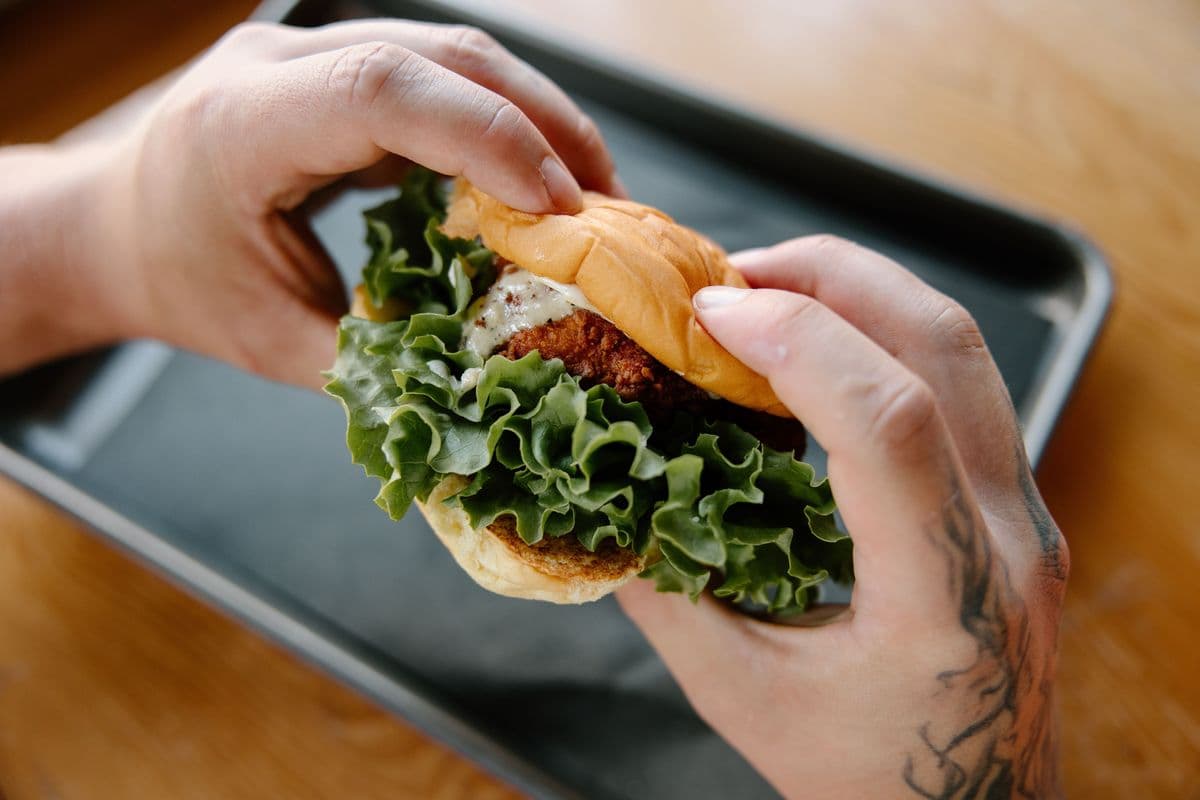 CHKN CAESAR BRGR