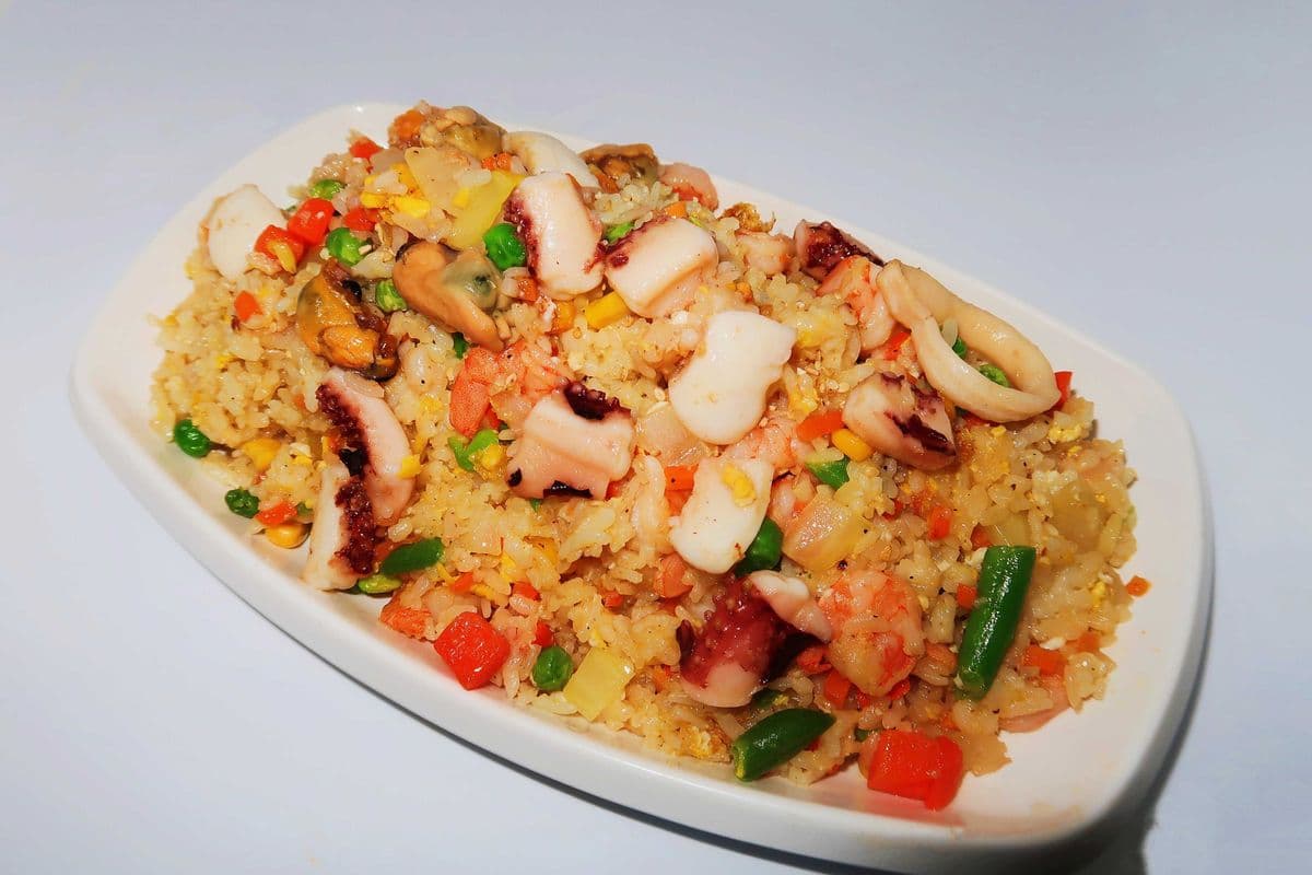 Seafood Fried Rice (해물볶음밥)