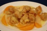 Deep-Fried Shrimp with Peaches in Salad Sauce 沙汁虾