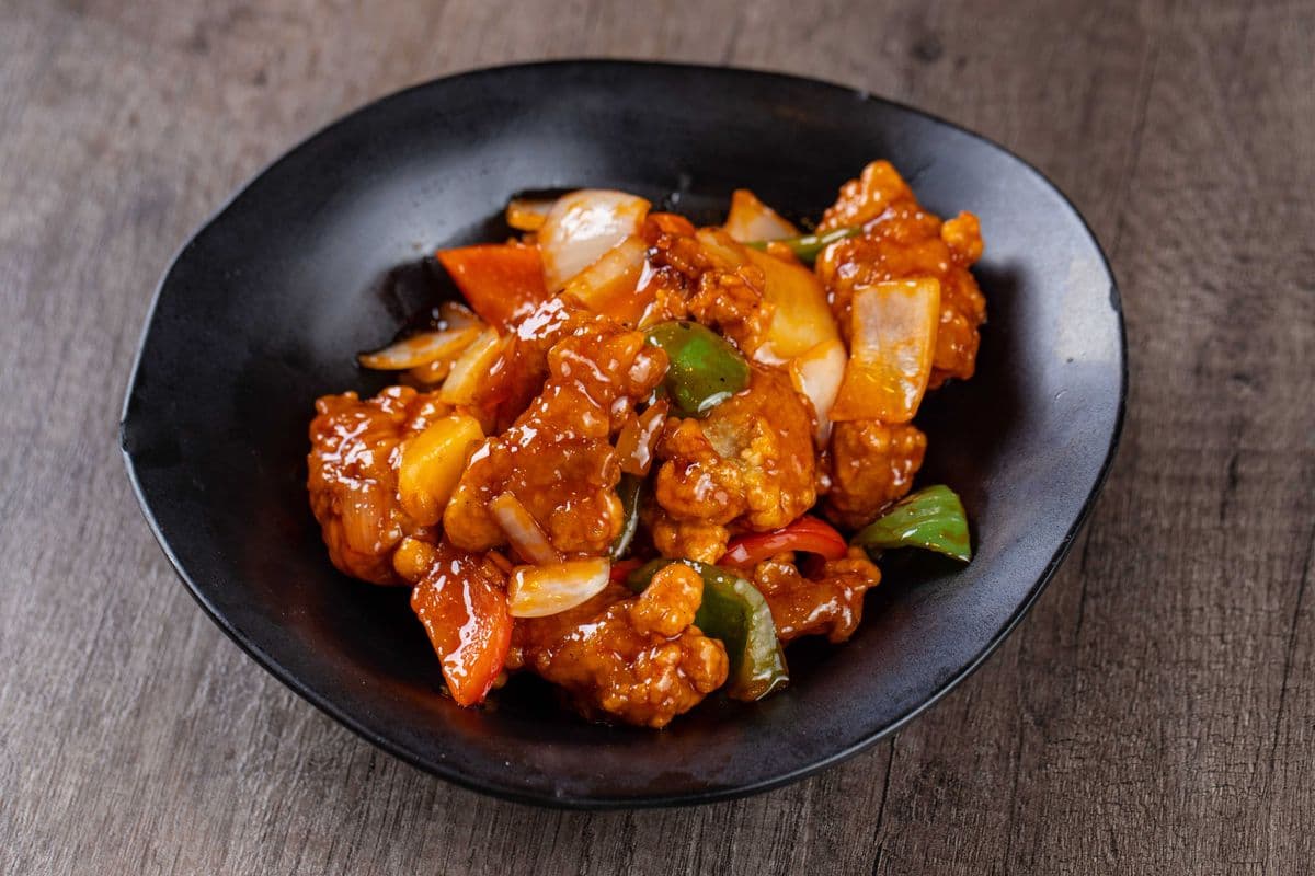 Sweet and Sour Chicken with Pineapple 菠蘿咕嚕雞
