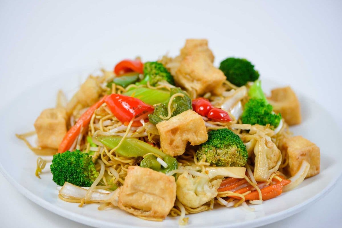 93. Stir-Fried Tofu and Vegetables with Rice Noodles - Hu Tieu Xao Dau Hu, Rau Cai