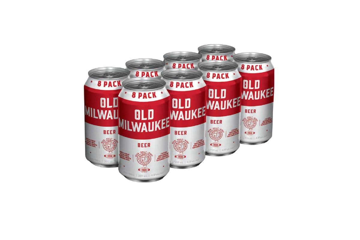 Old Milwaukee Regular (8 Pack Cans) (8 x 355 ml Cans)