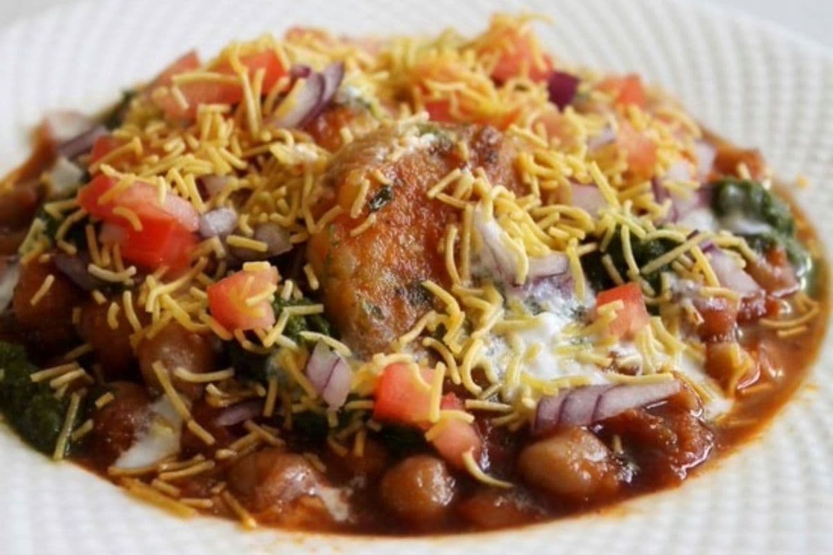 Aloo Tikki Chana (2 pcs)