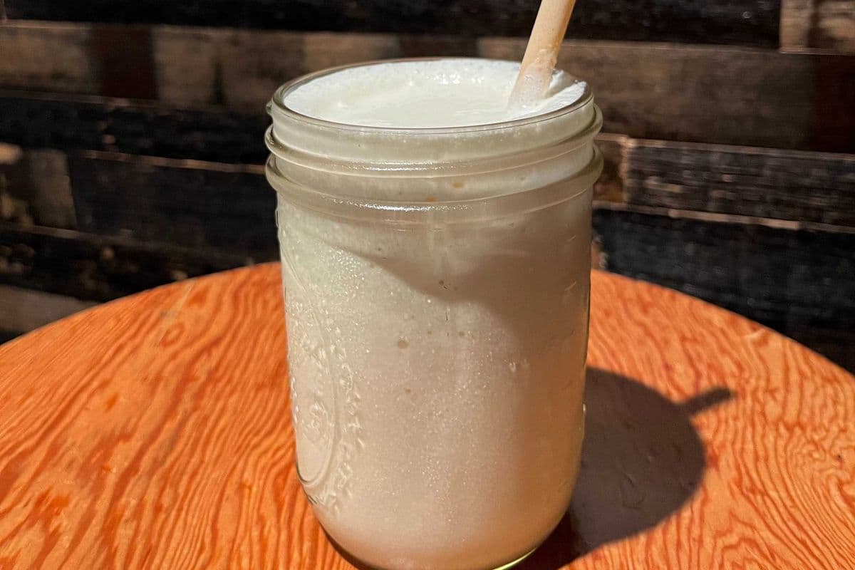 Vanilla Milkshake (16oz)