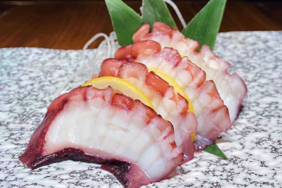 Octopus (Sashimi 4 pcs)