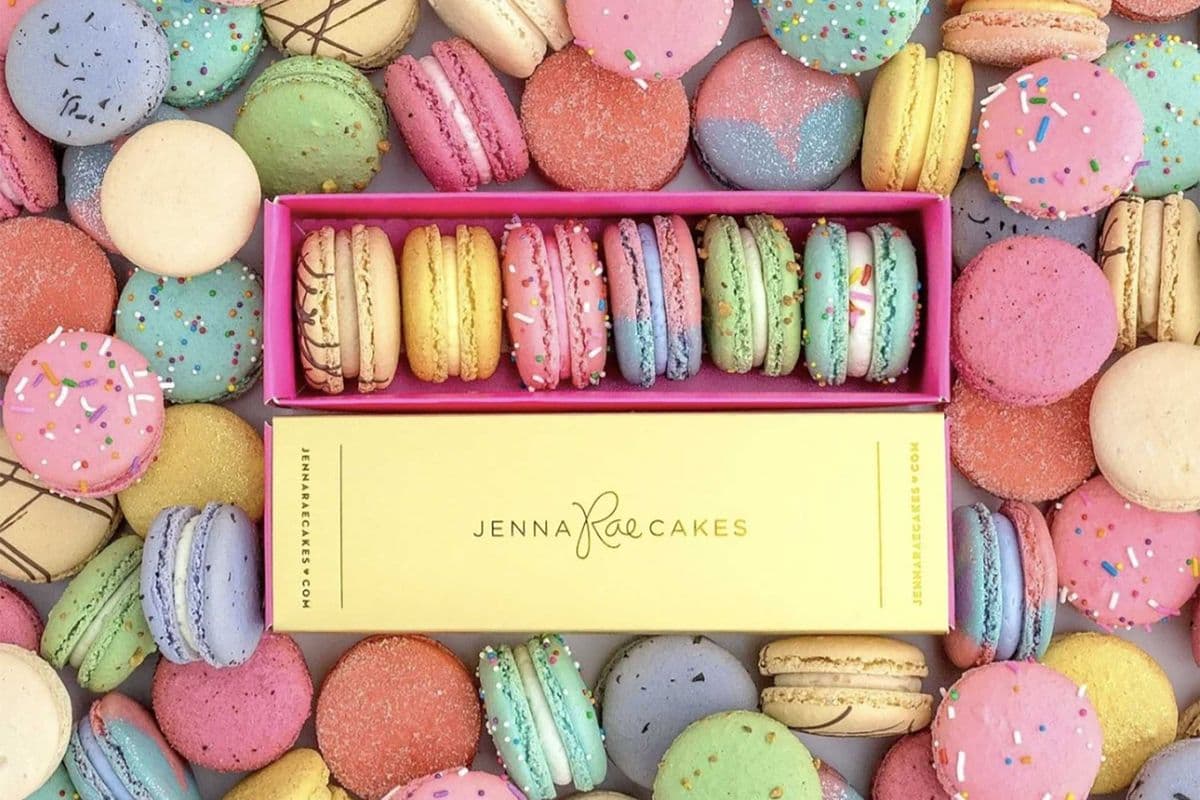 Six Macaron Gift Box