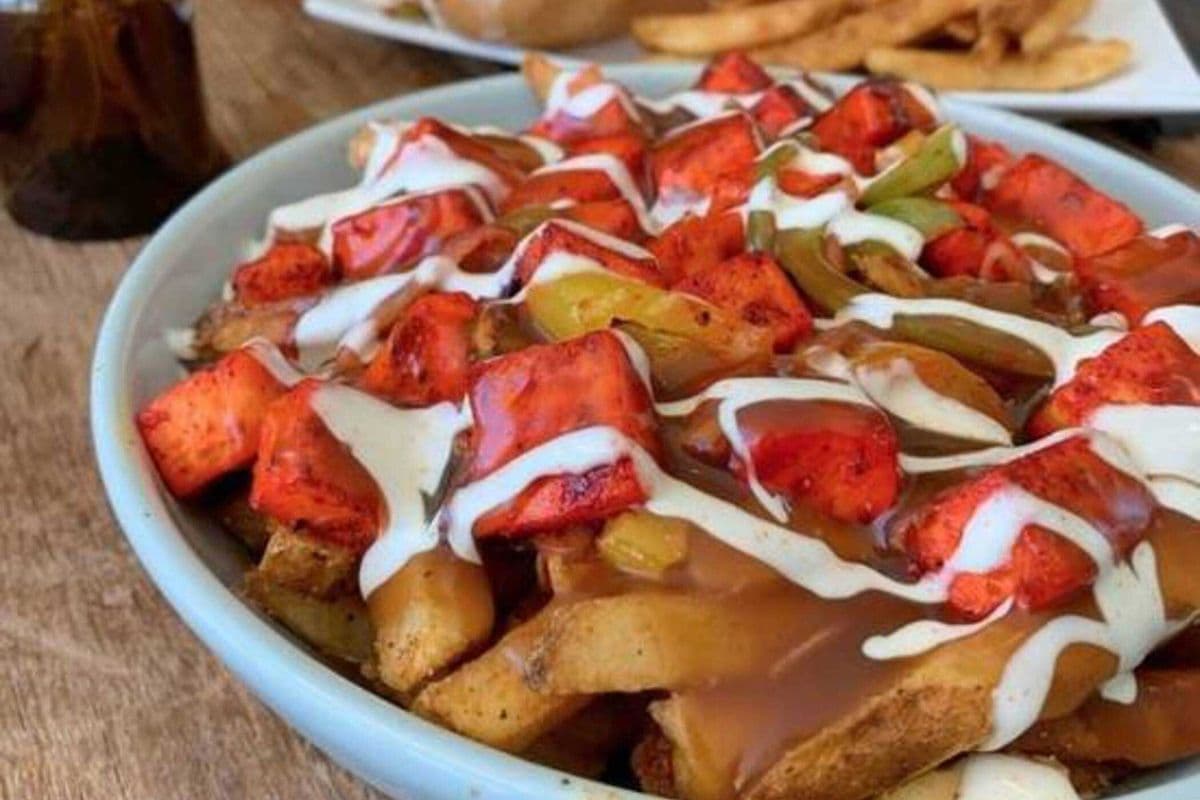 Grill Paneer Poutine