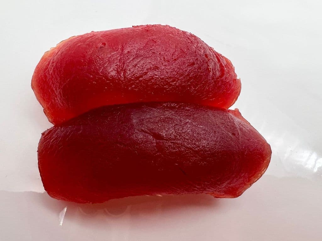 1N MAGURO Thon/ Tuna Nigiris (2mcx/2pcs Avec Riz / With Rice)