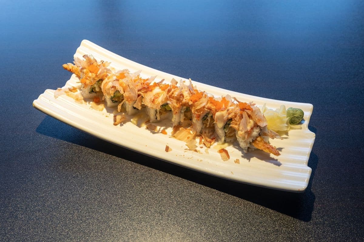 Paradise Roll (8 pcs)