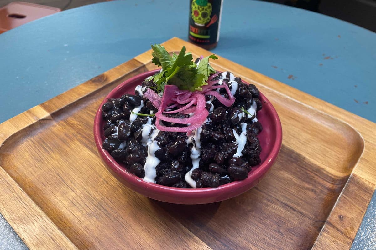 Frijoles (Stewed Black Beans)