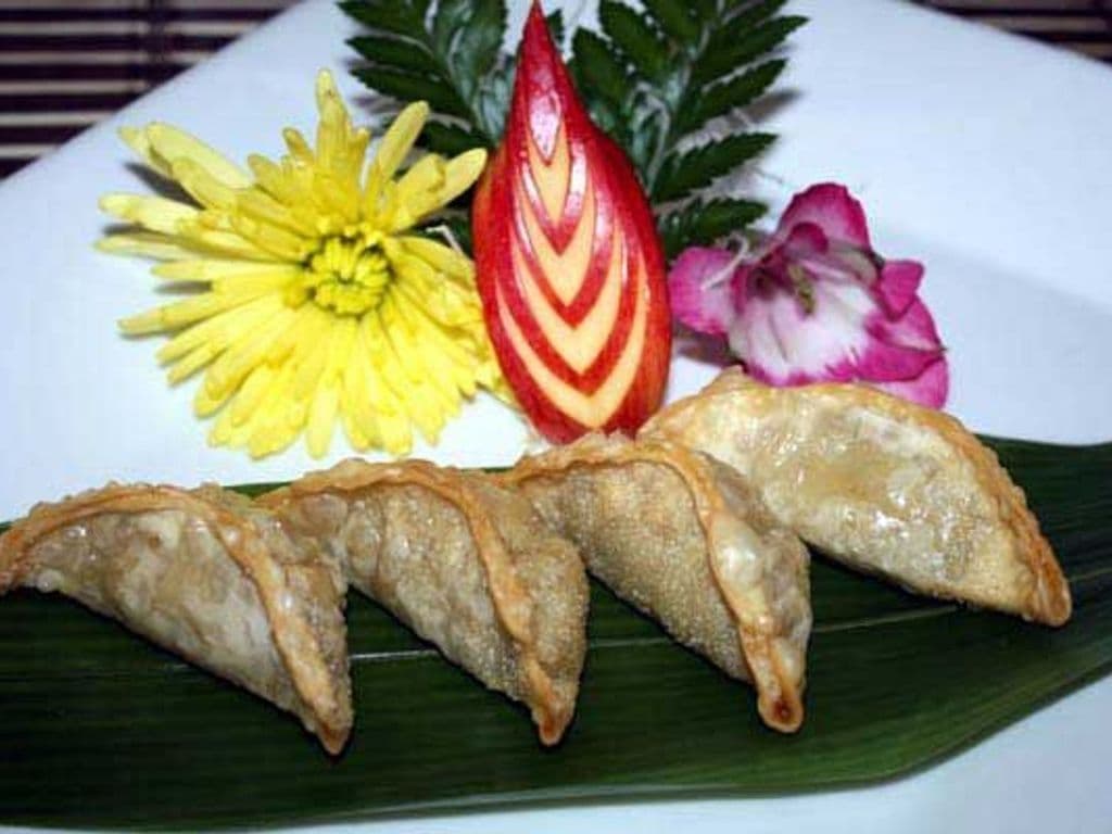9. Gyoza (6pcs)