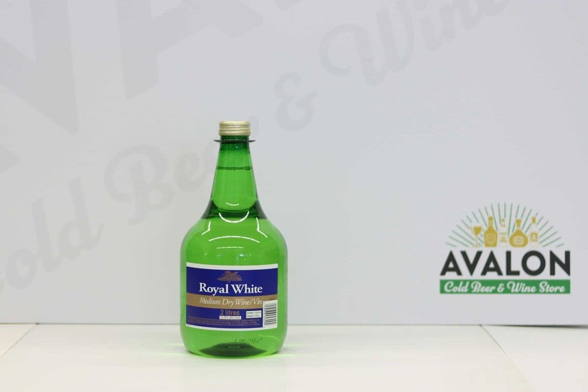 Calona Royal White Medium Dry White 2L Bottle (1 x 2L)