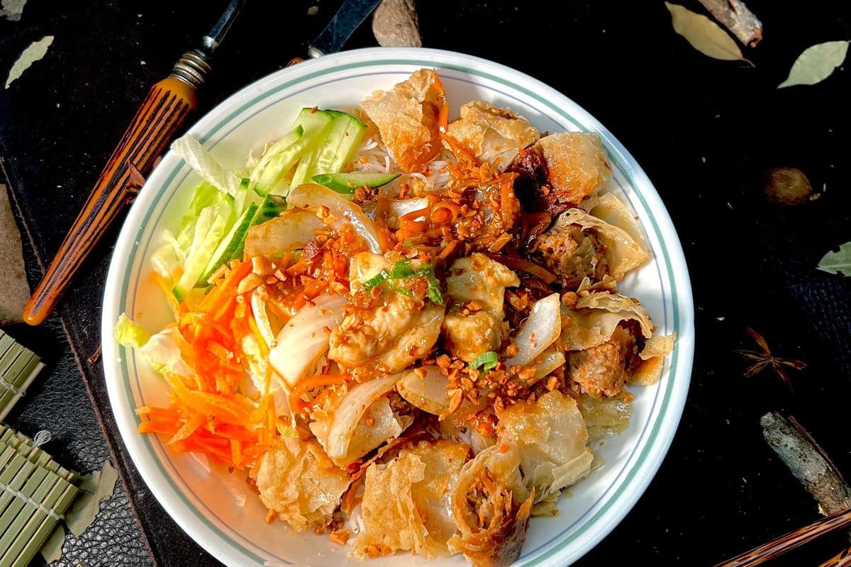 55. With Spring Rolls and Stir-Fried Lemongrass Chicken or Beef