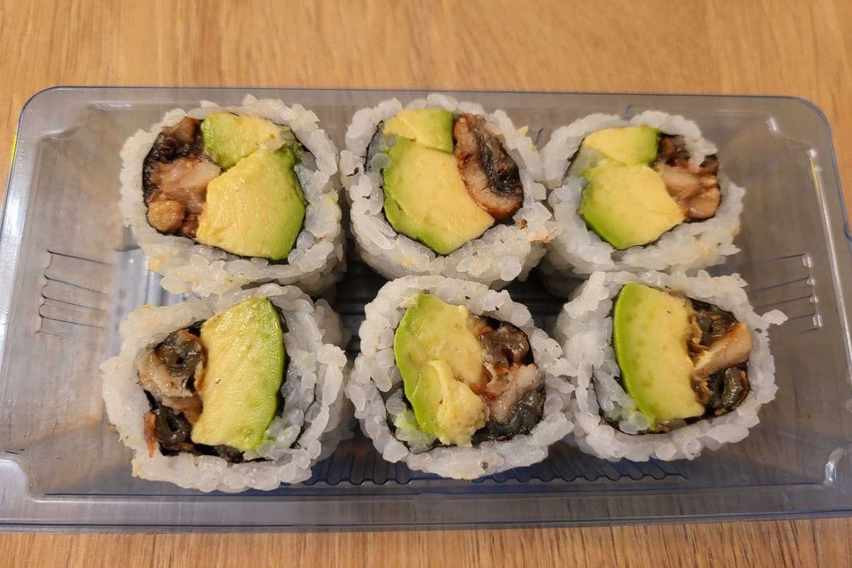 Unagi Avocado Roll (6 pcs)