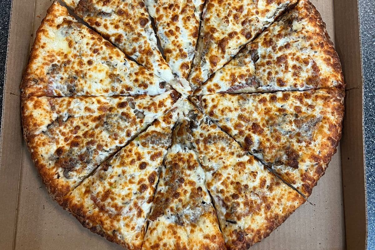 10" Maple Pizza (Signature)