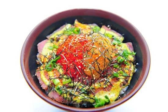 D15. Tuna Tataki Don  / 日式吞拿鱼片饭
