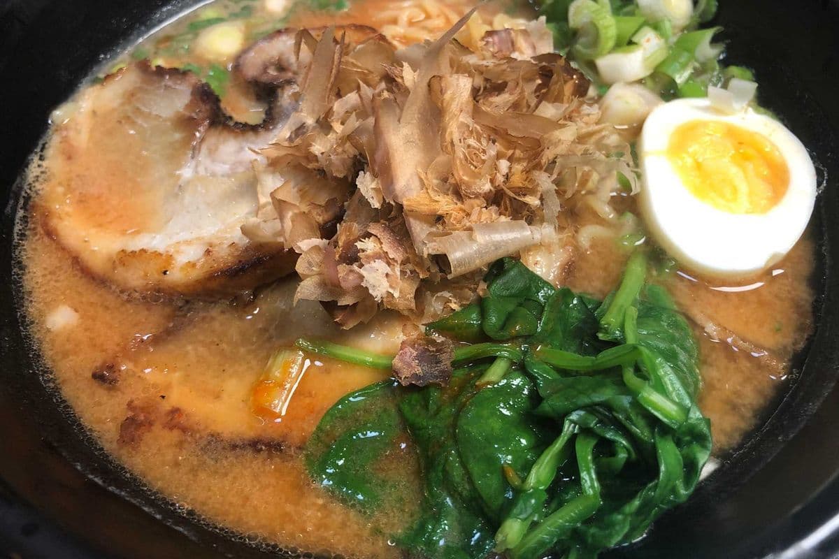 R4. Spicy Miso 辣味噌拉面