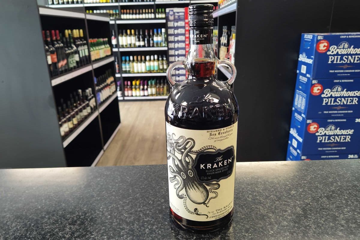 Kraken Black Spiced Rum (1 x 1.14 L Bottle)