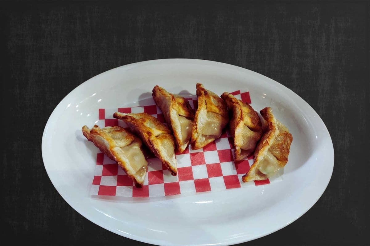 Gyoza (6 Pcs)