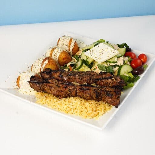 Assiette souvlaki porc 2 batons / Pork Souvlaki Plate 2 sticks
