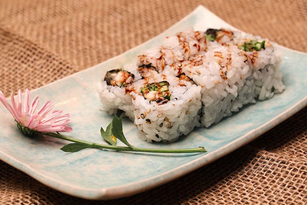 1175 Eel and Cucumber Maki (8 pcs)